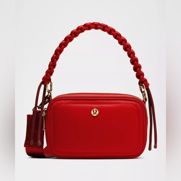 ❤️🆕 Lululemon Lunar New Year Crossbody Camera Bag with Top Handle - Dark Red - Picture 1 of 9